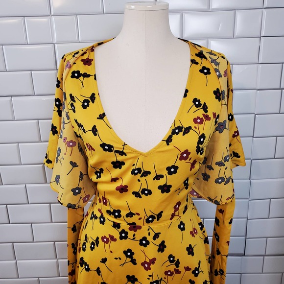 BCBGENERATION | FLORAL TIE FRONT OPEN BACK  MUSTARD DRESS WOMEN'S SIZE S… - Picture 6 of 17